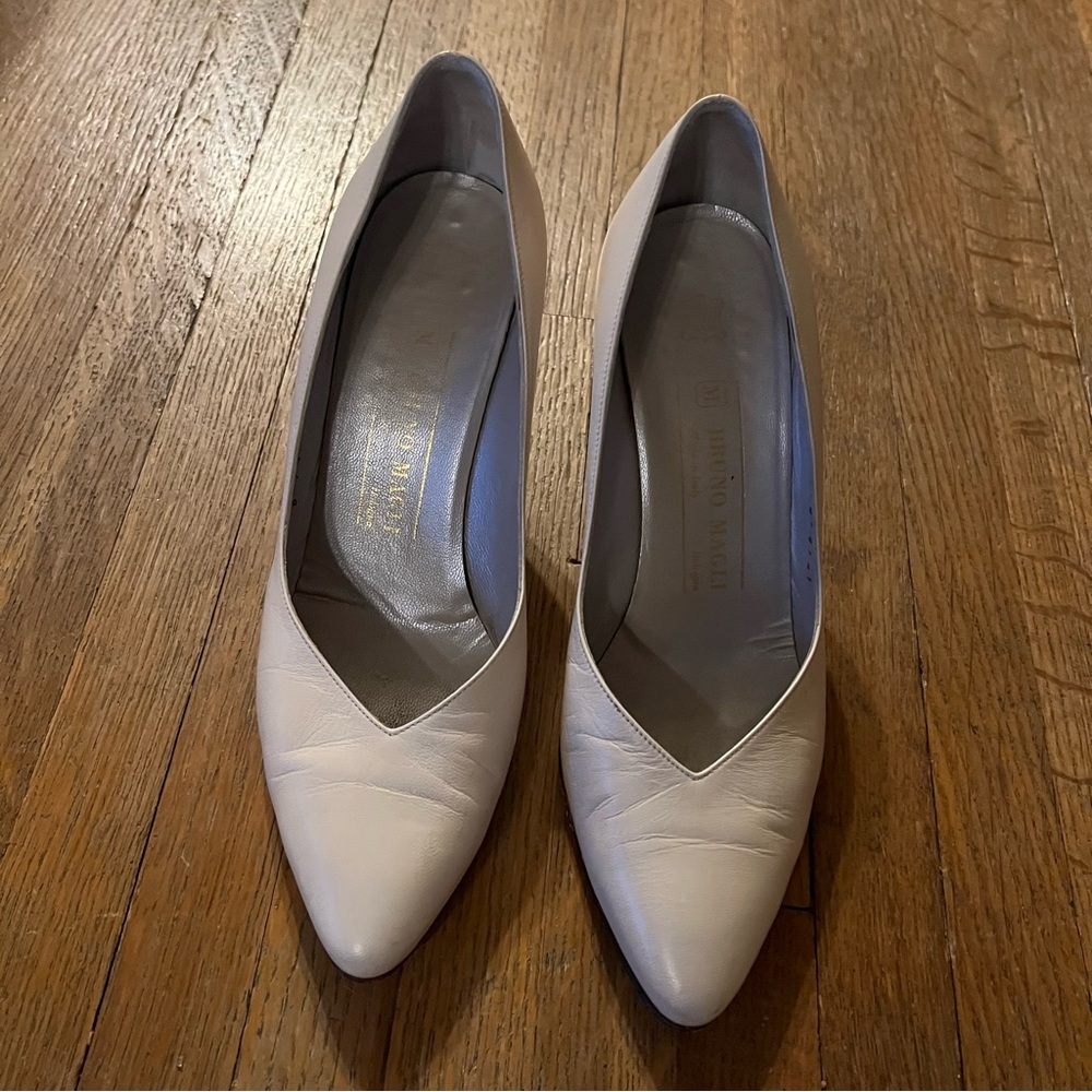 Bruno Magli Cream Dress Heels